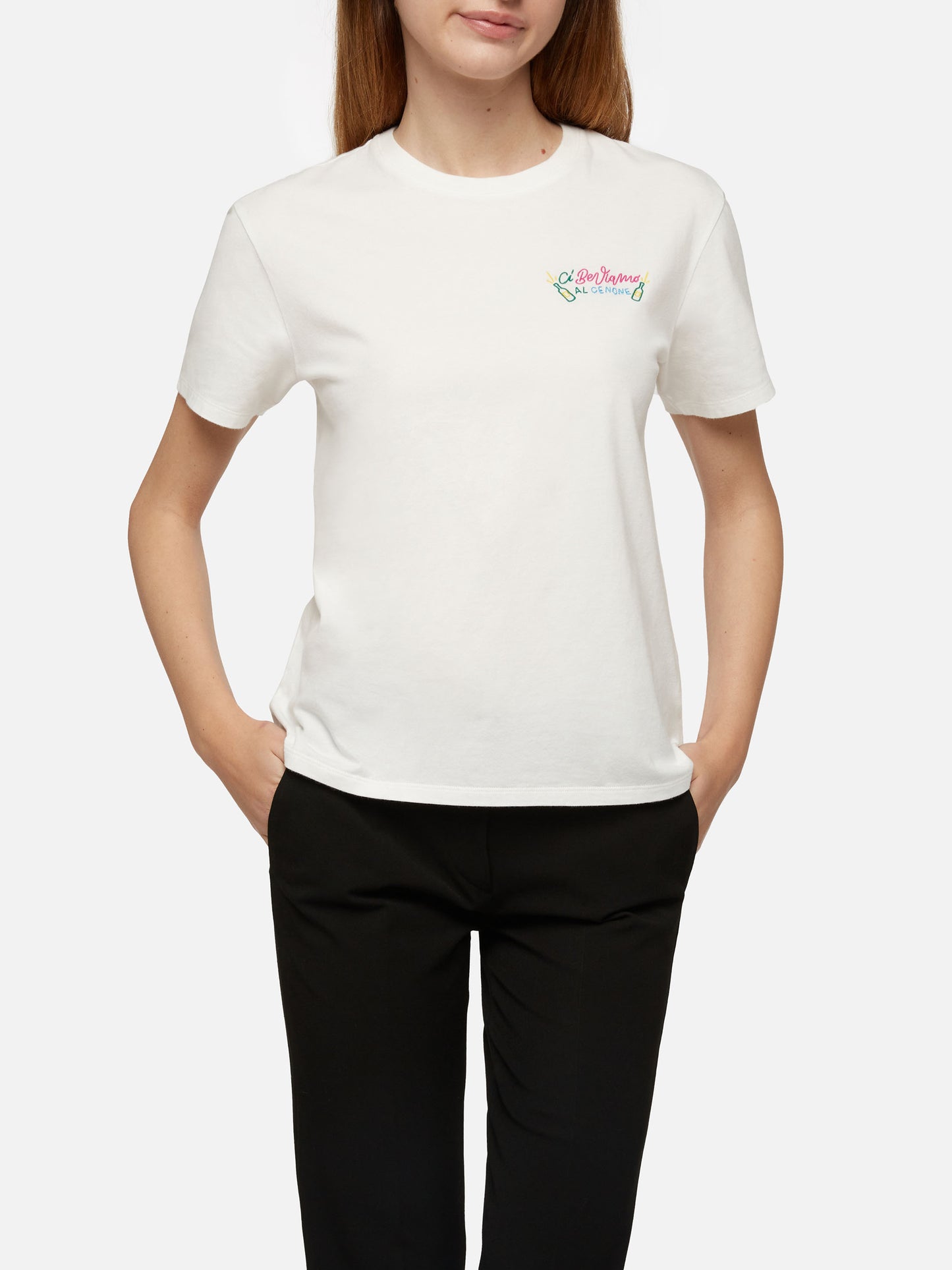 Winter-Baumwoll-T-Shirt Emilie mit „Ci beviamo al cenone“-Stickerei | INSULTI LUMINOSI SONDEREDITION