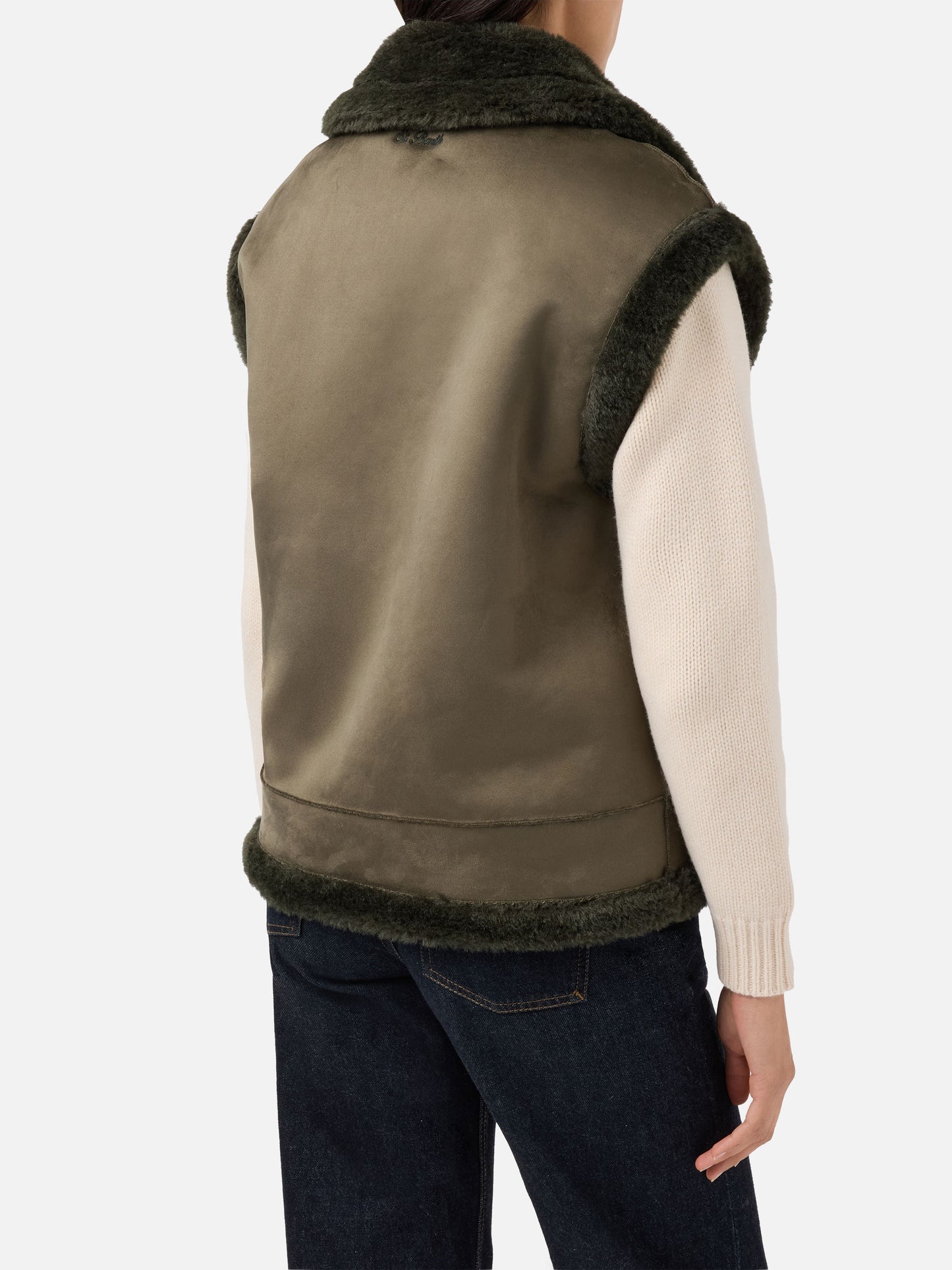 Gilet Hesketh in eco montone con ricamo texano