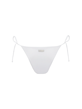 Marielle – Klassische Badehose in Weiß mit gestreifter Strassverzierung