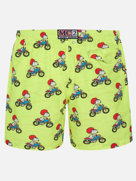 Man light fabric swim shorts with Snoopy print | PEANUTS® SPECIAL EDITION