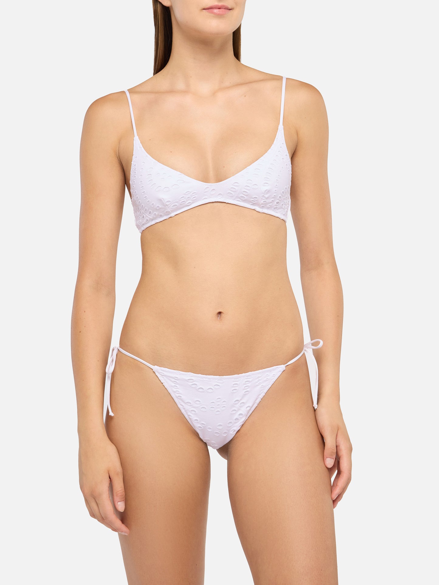 Bikini a bralette scollata Paloma Marielle in sangallo bianco
