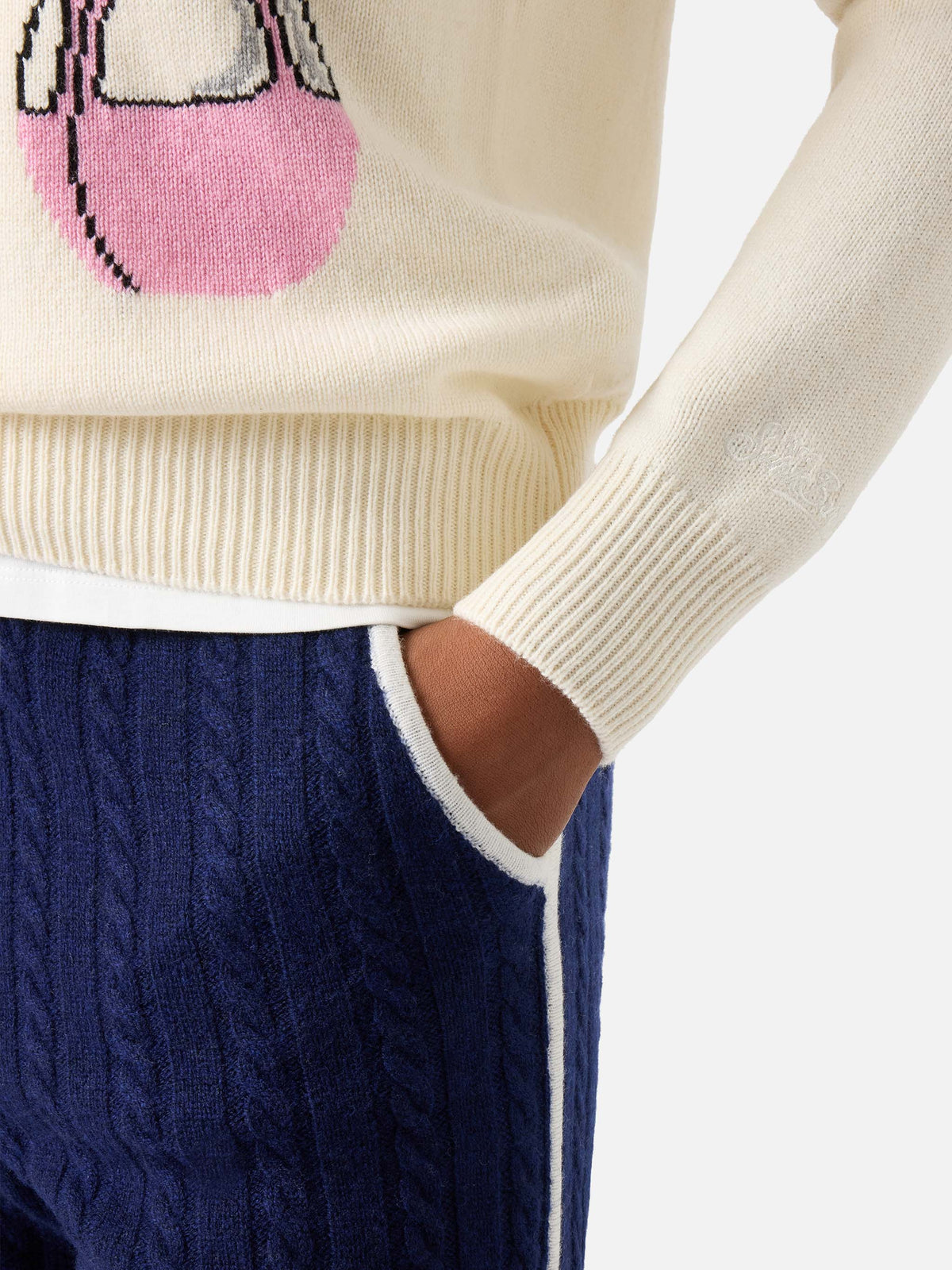Jersey de punto con cuello redondo New Queen en blanco roto con intarsia de teleférico St. Moritz | Special edition