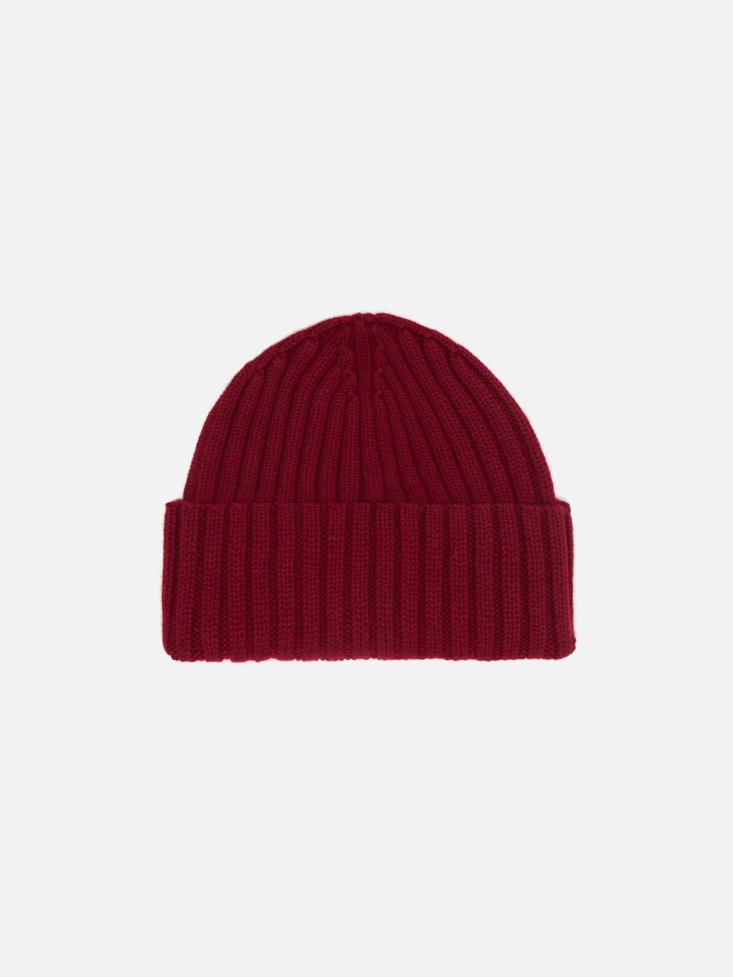 Wengen beanie in burgundy with St. Barth embroidery on the turn-up