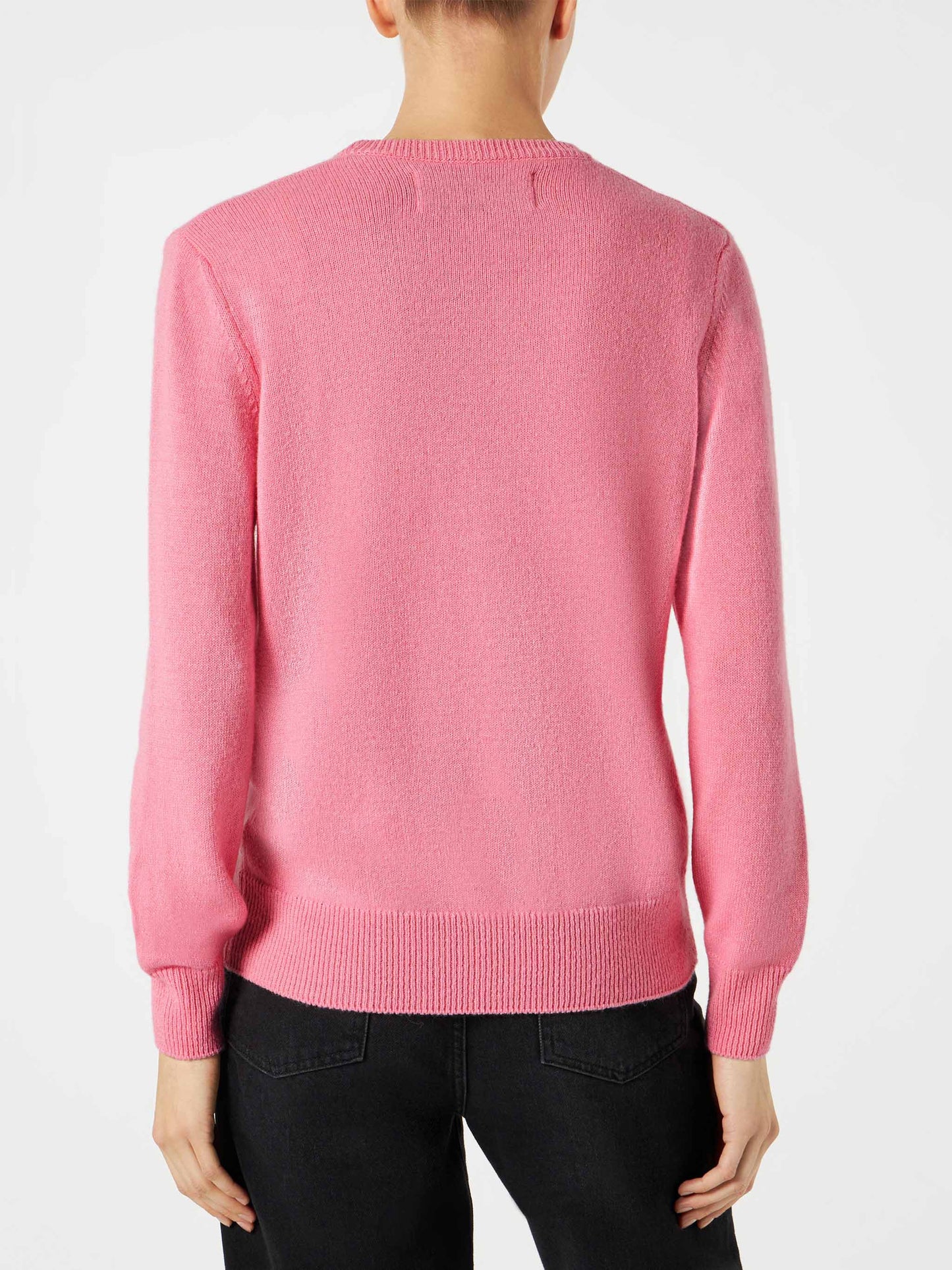 Frau rosa Pullover Ich hasse Berge Schlumpfine | ©PEYO SONDERAUSGABE