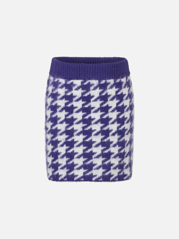 Girl knitted skirt with jewel buttons