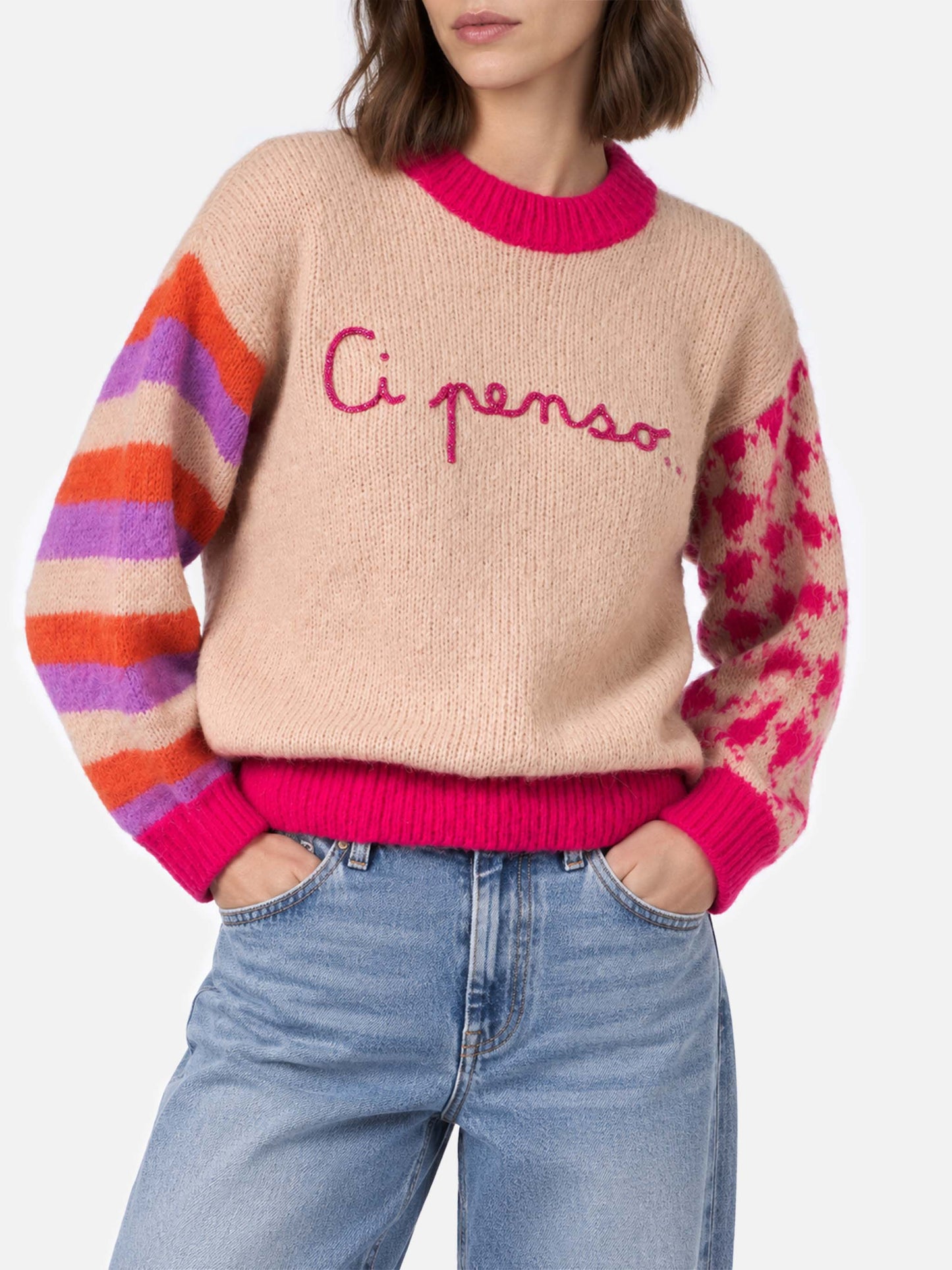 Danya pull boxy doux avec broderie Ci penso 