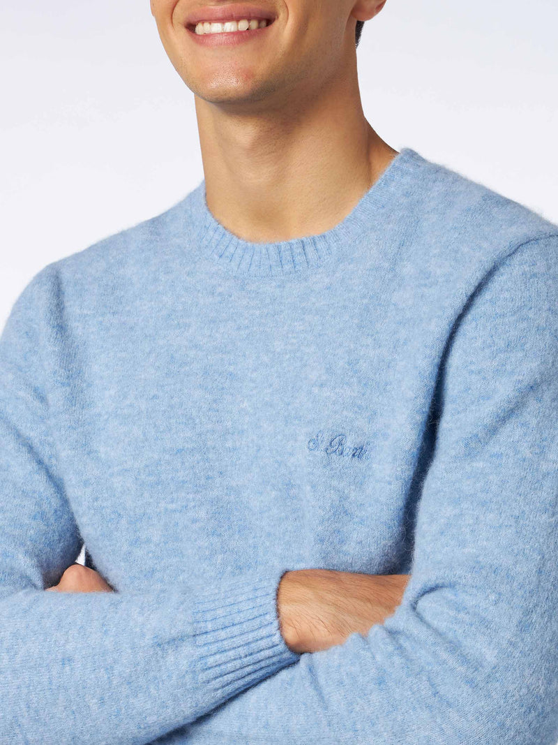 Man light blue stretch wool sweater with St. Barth embroidery