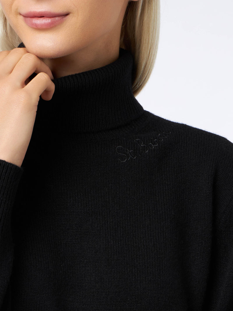 Woman black cashmere blend turtleneck sweater Moody