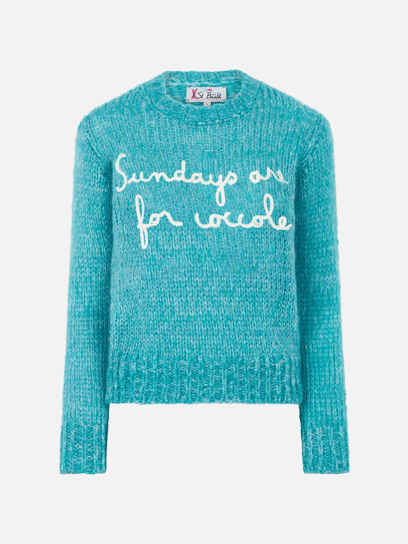 Maglia da donna girocollo morbida crop con ricamo Sundays are for Coccole