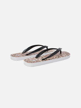 Infradito Alma slip-on in gomma con stampa leopardata
