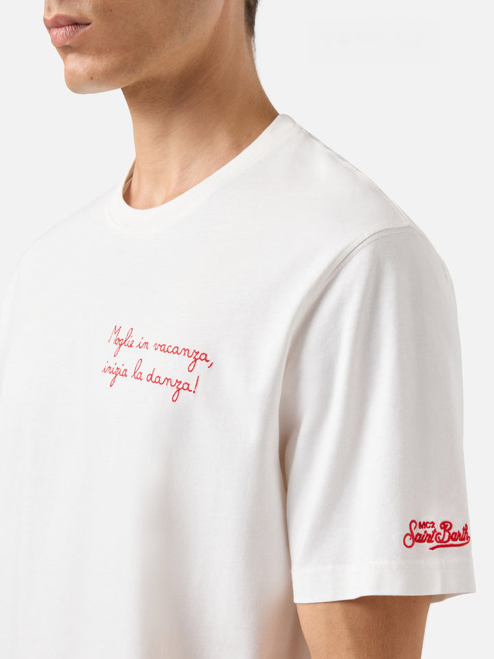 T-shirt in cotone Arnott con ricamo Moglie in Vacanza... | YUPPIES EDIZIONE SPECIALE