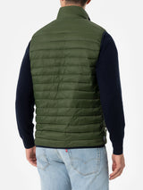 Man military green padded vest Aspen