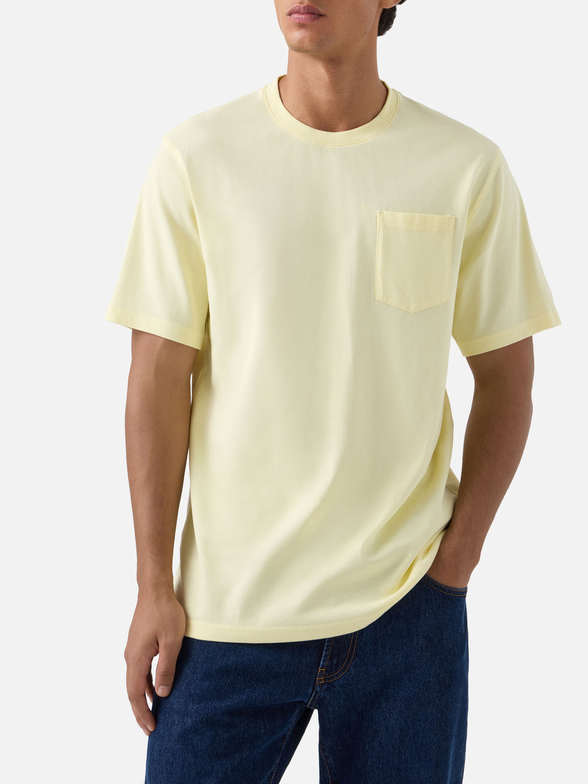 Camiseta de piqué de algodón Bakewell amarillo mantequilla con bolsillo y bordado del logo 