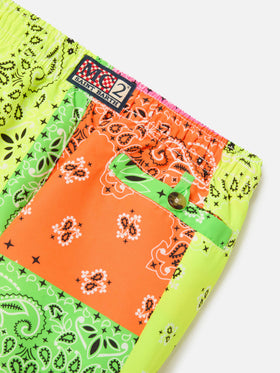 Costume da bagno da bambino con stampa bandana multicolore fluo