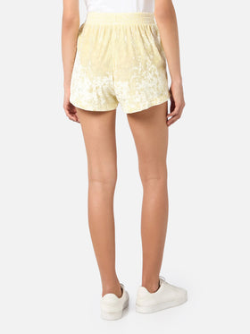 Pantaloncini corti da donna in ciniglia giallo pallido Cate