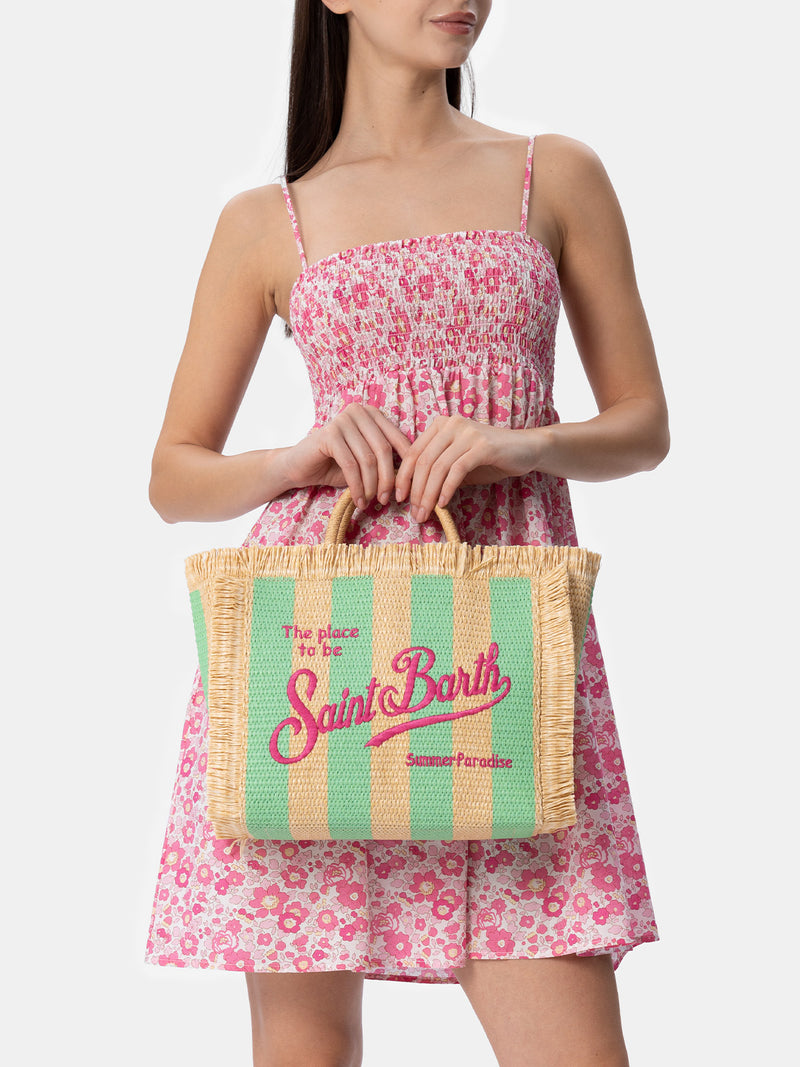 Wassergrün gestreifte Colette Straw Handtasche mit Stickerei