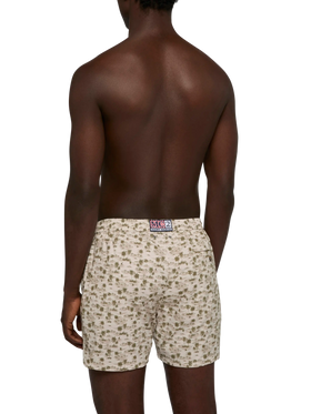 Comfort Light swim shorts with beach print
