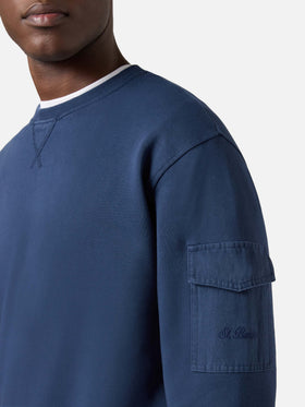 Navy blue Chester fleece sweatshirt with sleeve pocket