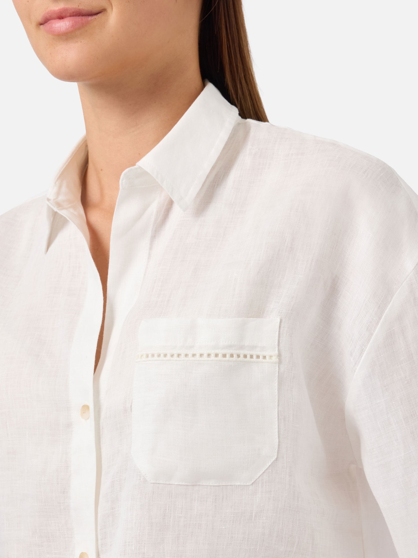 White linen Cristal shirt with perforated Saint Barth embroidery