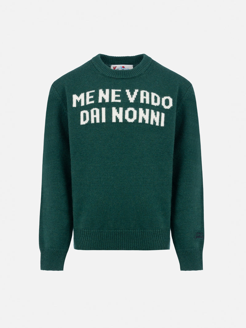 Boy green crewneck sweater Douglas with Me ne vado dai nonni print