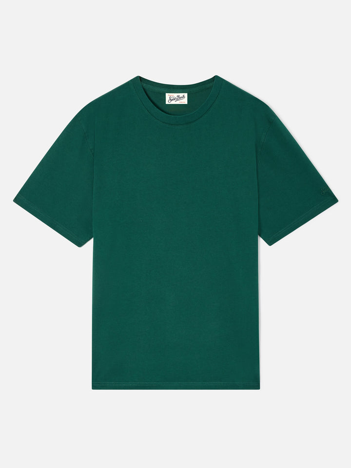 Cada camiseta en algodón verde 