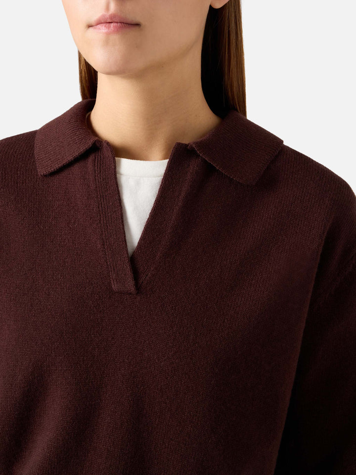 Brauner Strickpullover aus Eze Wolle mit Polokragen 