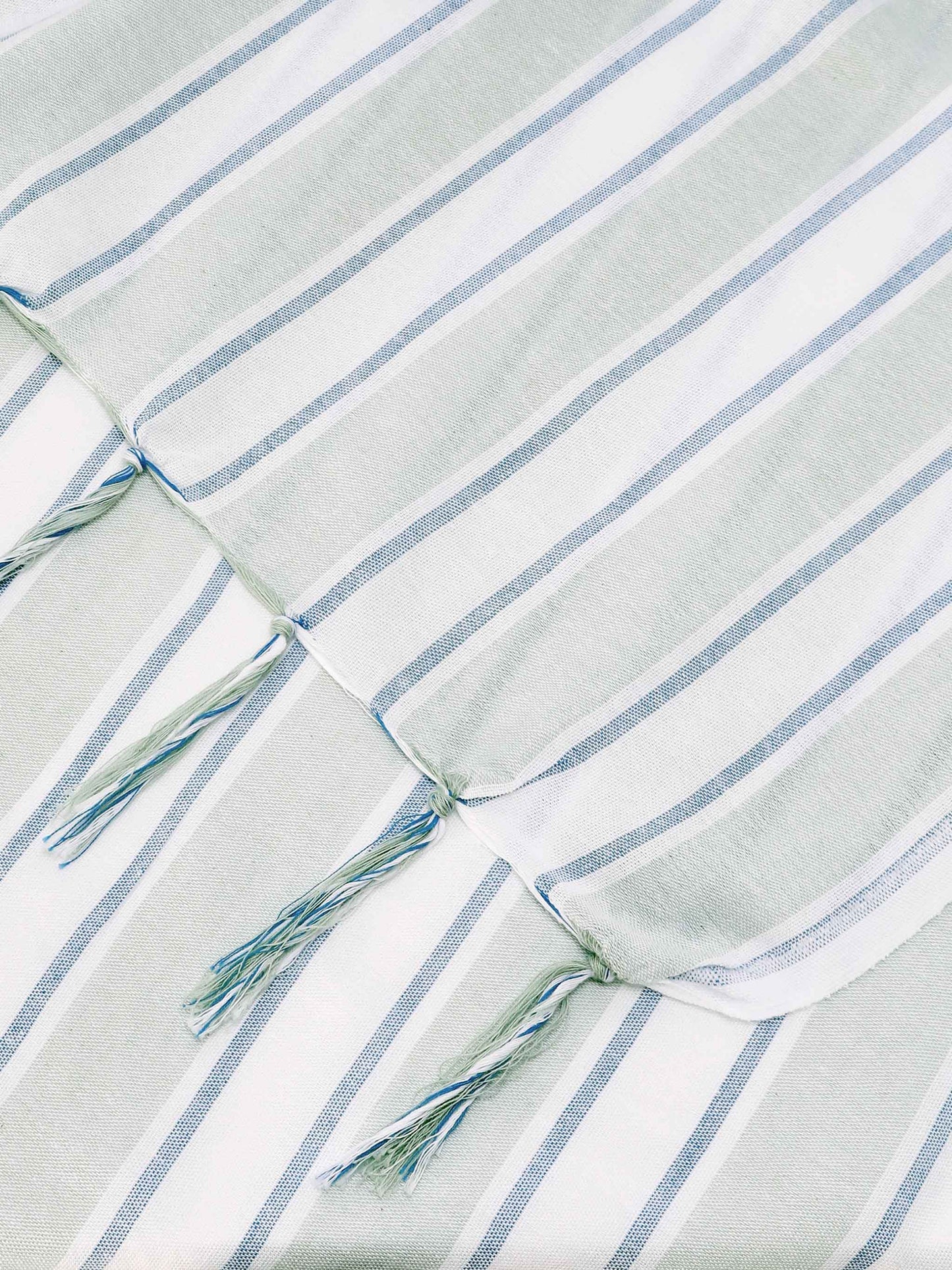 Telo mare Foutas Lighta righe verde acqua e bianco con logo ricamato