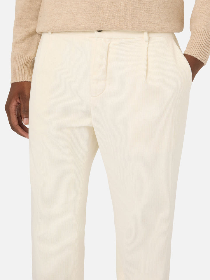 Pantaloni Fuji bianco panna in velluto a costine