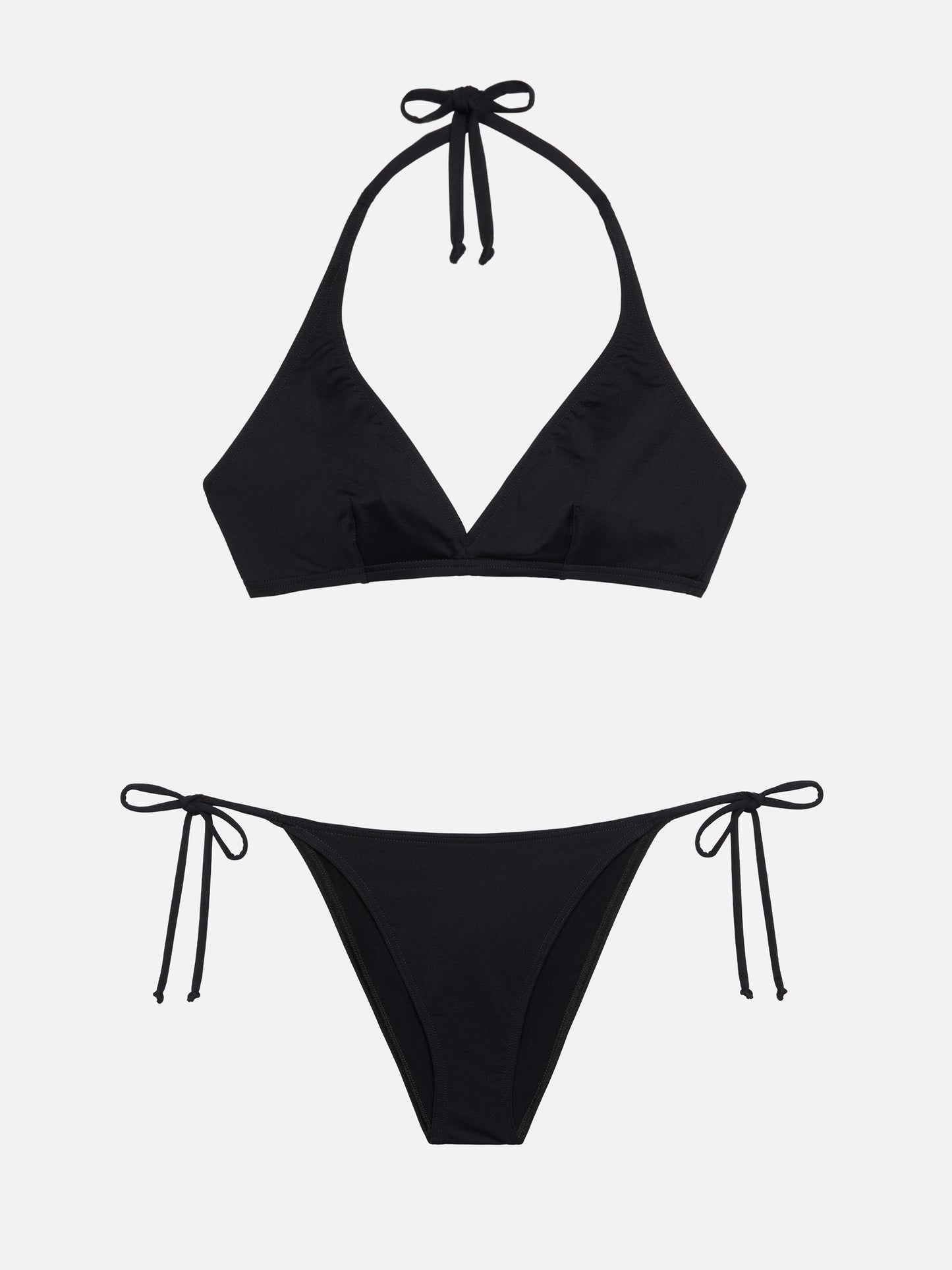 Schwarze klassische Badehose „Virgo“ – schwarzes Dreieck-Bralette-Oberteil „Gaia“