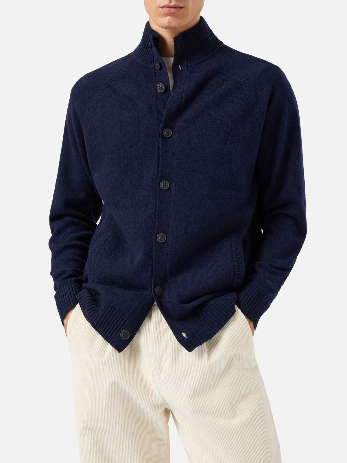 Cardigan Galway en laine d’agneau Navy blue avec col montant 