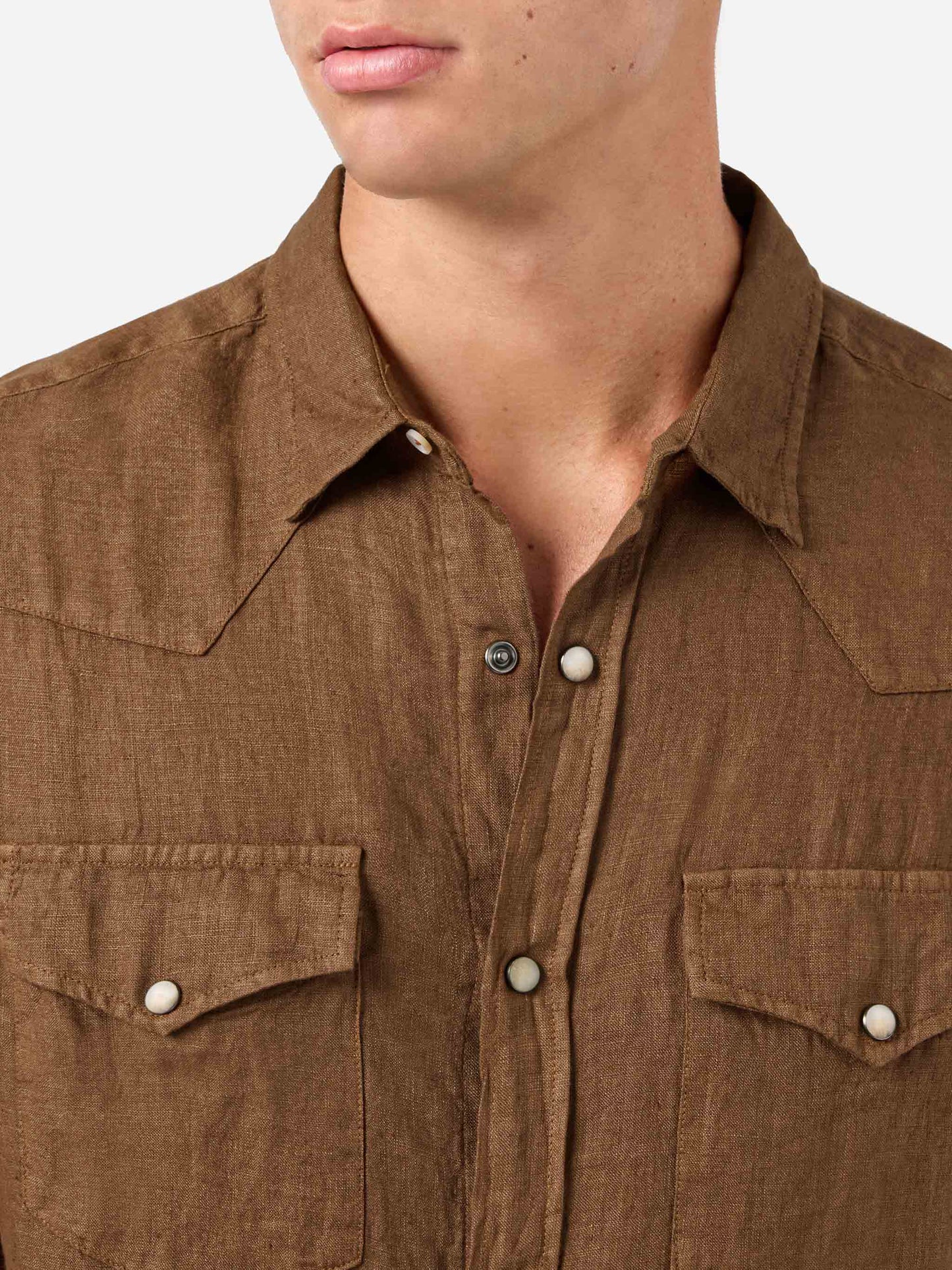 Camicia Greg in lino marrone tinta unita