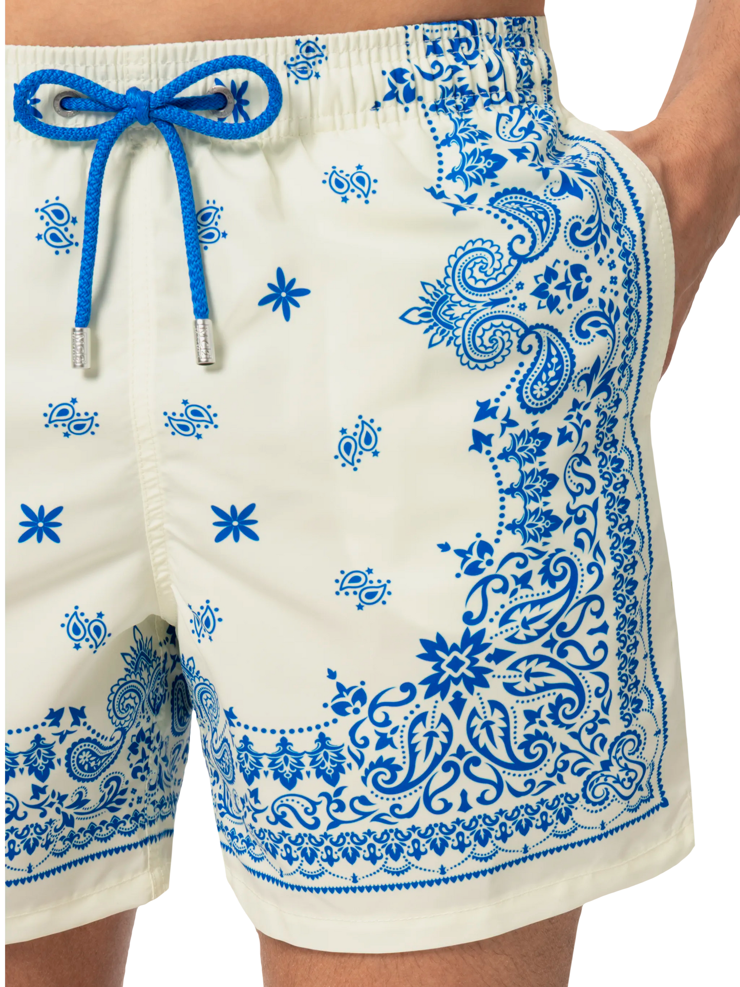 Mittellange Badeshorts Gustavia mit platziertem Bandanna-Print