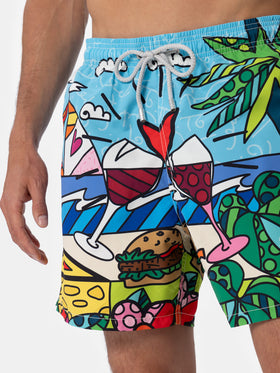 Mittellange Badeshorts Gustavia für Herren mit platziertem Aufdruck von Britto Design | ©BRITTO SPECIAL EDITION
