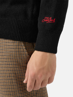 Black sweater Heron with Apres ski lover embroidery