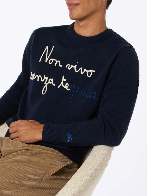 Man blue sweater Heron with Non vivo senza tequila embroidery