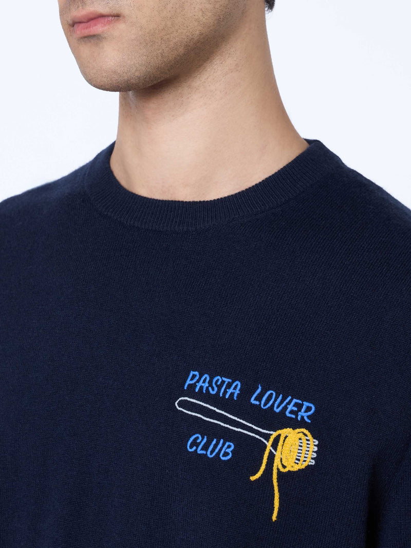 Man blue sweater Heron with Pasta lover embroidery