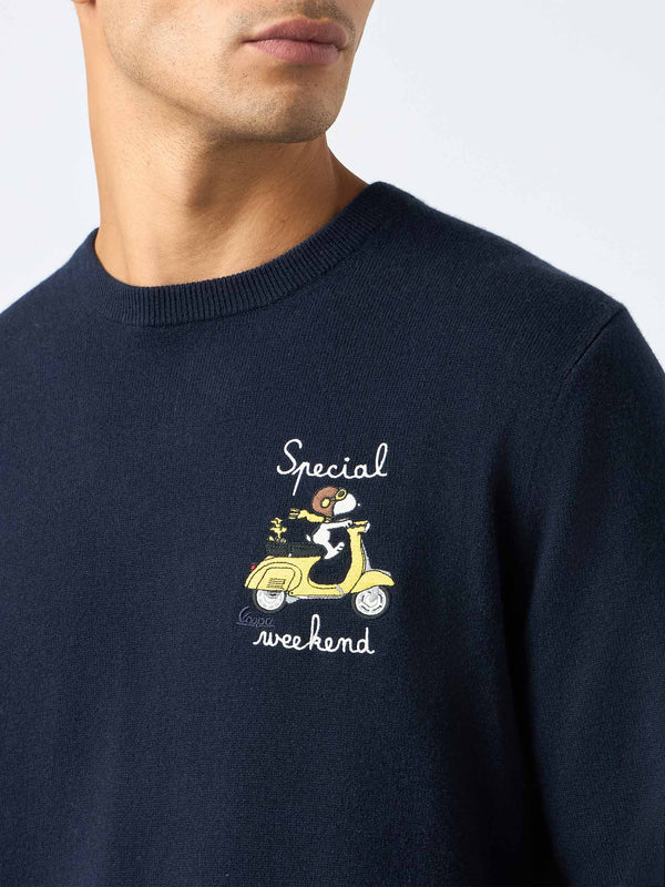 Man blue sweater Heron with Snoopy special weekend embroidery | SNOOPY PEANUTS SPECIAL EDITION