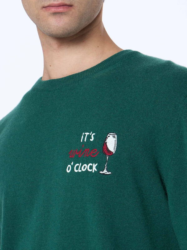 Grüner Herrenpullover Heron mit It's Wine O'Clock-Stickerei