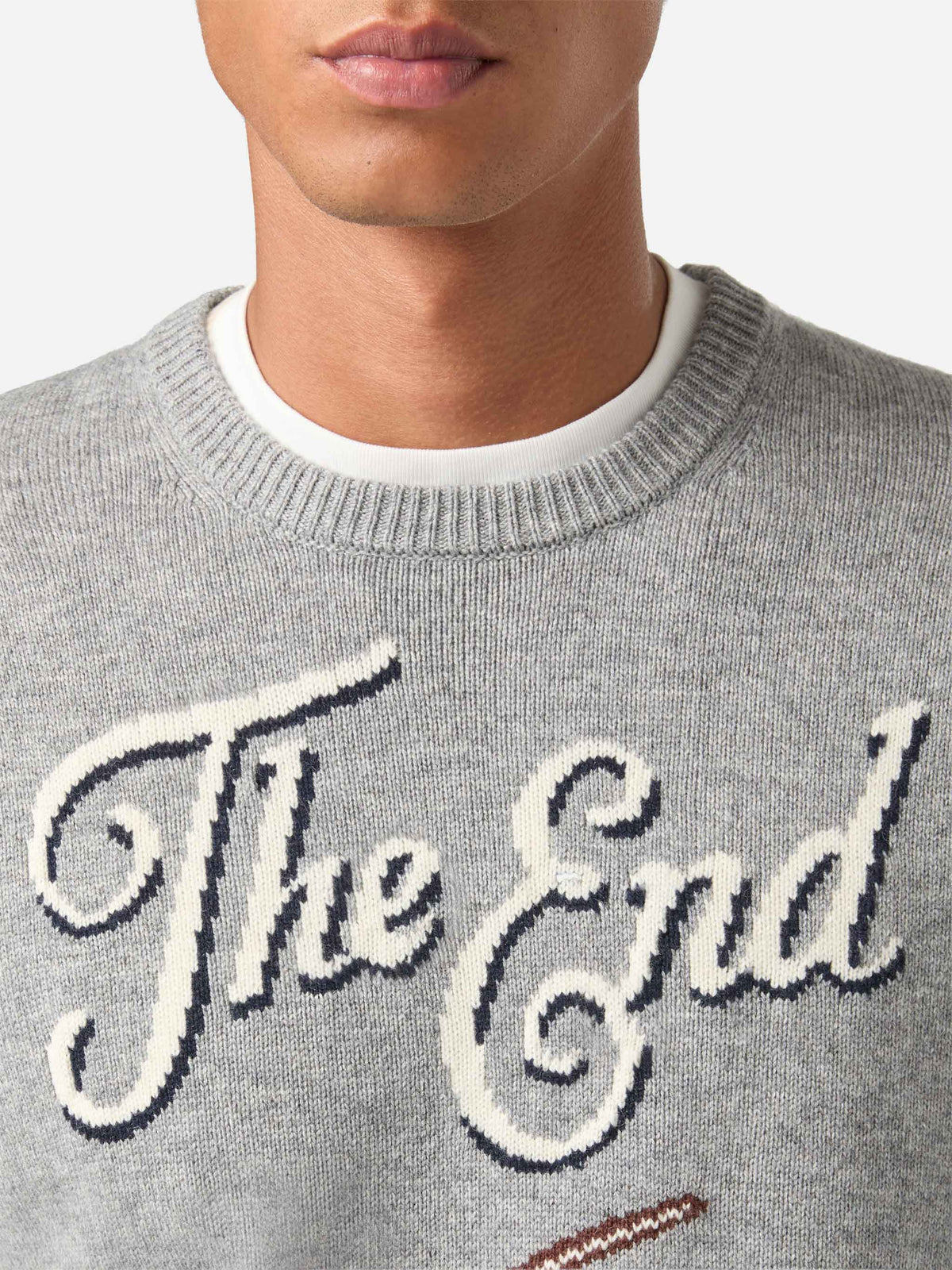 Maglia girocollo Heron grigia con intarsio The End