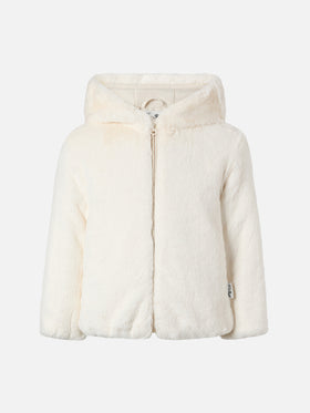 Giacca in faux fur con cappuccio con orecchie e pendaglio Trudi