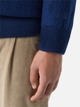 Man crewneck knitted sweater with Day Off embroidery