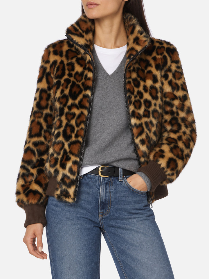 Janette braune Felljacke mit Animal-Heart-Print 