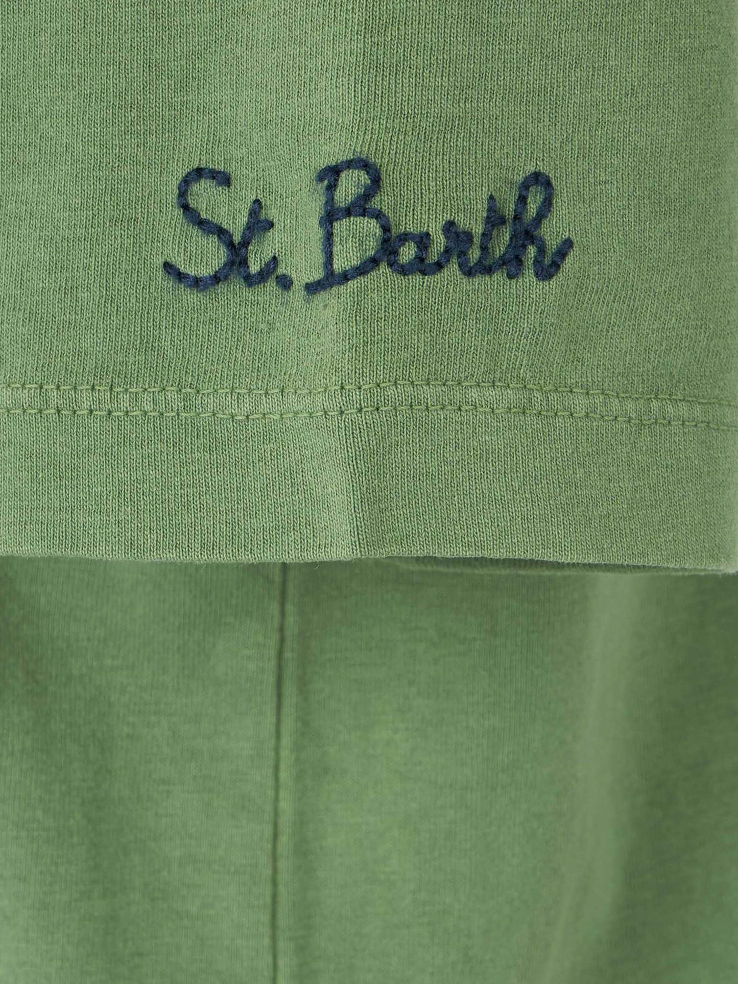 T-shirt da bambino verde militare con stampa Snoopy | SNOOPY - EDIZIONE SPECIALE PEANUTS™