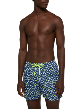 Badeshorts aus leichtem Stoff Lighting mit Hai-Print