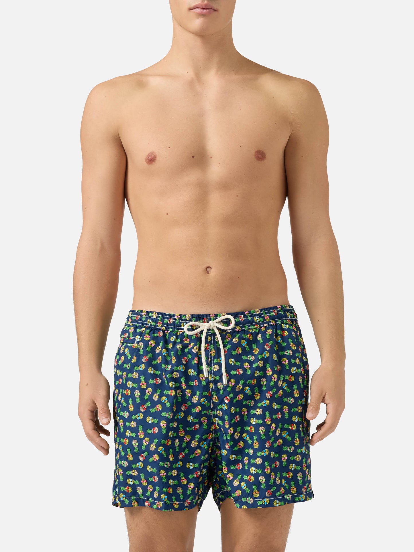 Leichte Badehose aus leuchtendem Stoff mit Ananas-Print