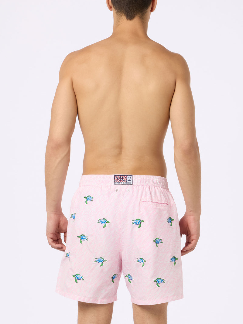 Man lightweight fabric swim-shorts Lighting with sea turtles embroidery