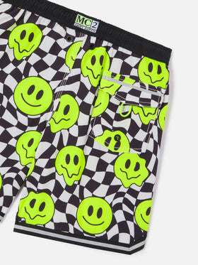 Lange Badeshorts für Jungen mit Groovy-Smile-Muster 