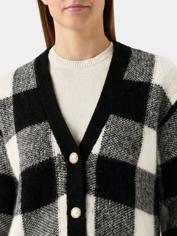 Megeve kurzer Cardigan in Schwarz-Weiß-Vichy mit Schmuckknöpfen 