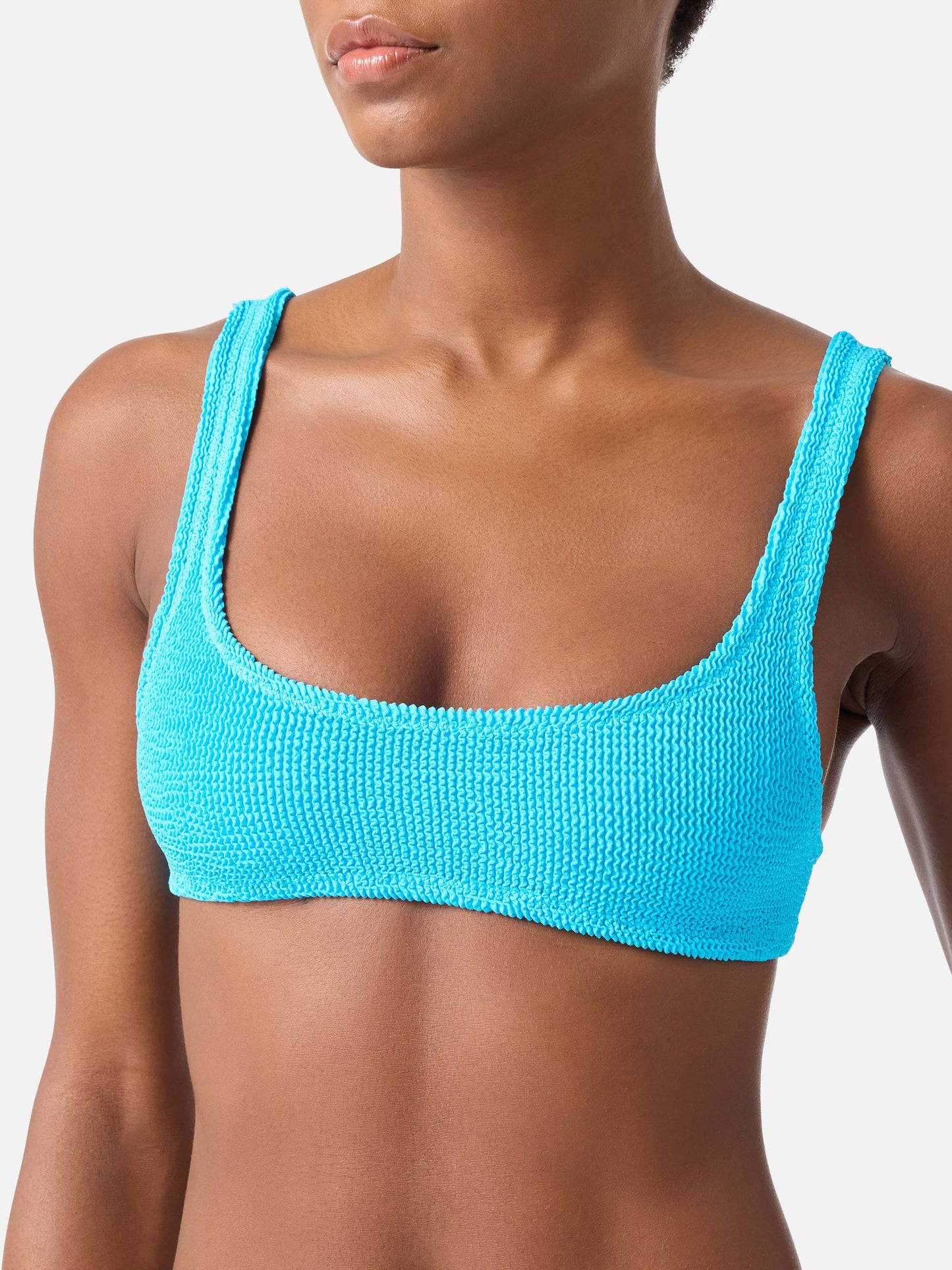 Top de bikini tipo bralette Naima en tejido crinkle turquesa 