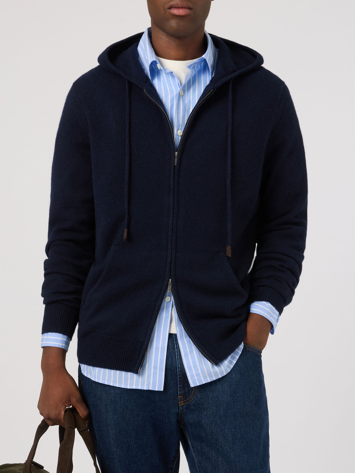 Maille à capuche en laine d’agneau Notting Navy blue avec zip intégral 